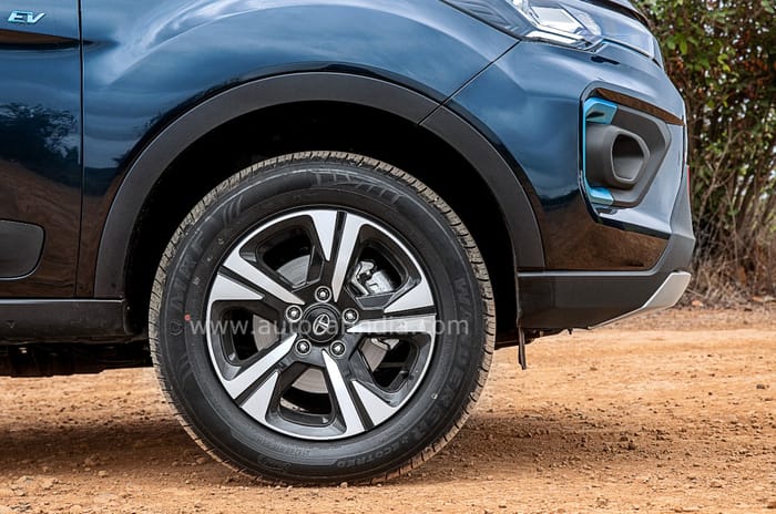 Tata Nexon EV Max review – Compels you to go electric 